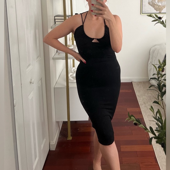 RE ONA Valentina Mini Dress!!✨ in perfect condtion, still has tags! - Picture 5 of 5